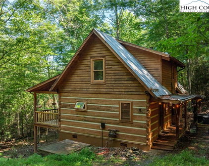 2645 Callalantee Drive, Mountain City