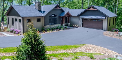 1134 Vista Way, Linville