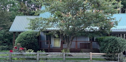122 River Road 2, Banner Elk