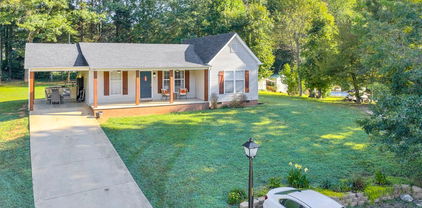 3889 Colt Court, Lenoir