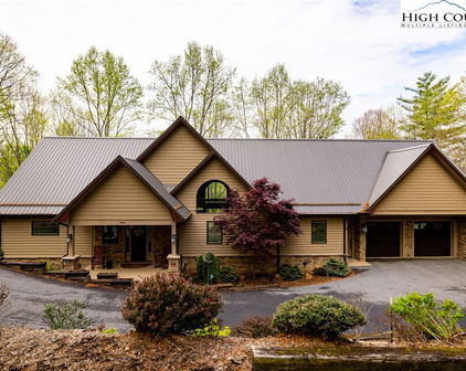 594 Village Pine Drive, Jefferson