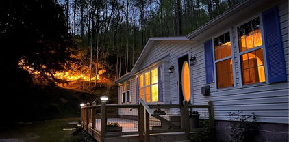 1168 Three Mile Highway, Newland
