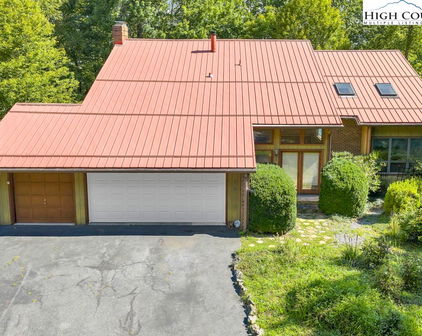 358 Devonwood Drive, Boone