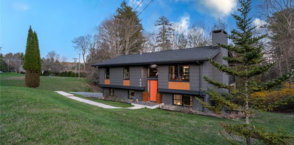 465 Highland Avenue, Boone