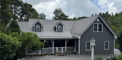 241 Heritage Lane, Blowing Rock