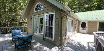 217 Holiday Hills Road, Boone