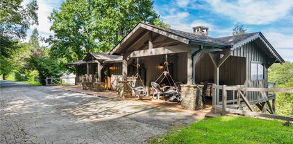8015 Cloud Forest Lane, Blowing Rock