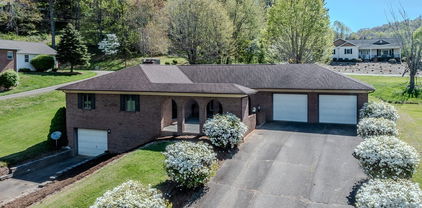 326 Mountain Valley Drive, West Jefferson