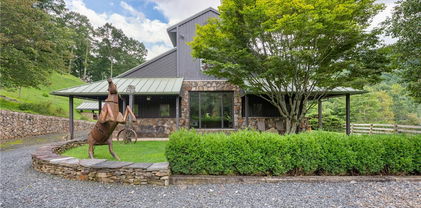 3760 Bald Mountain Road, West Jefferson