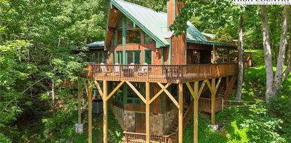 770 Grady Winkler Road, Boone