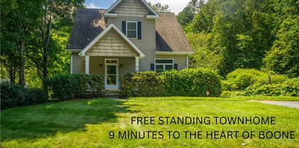150 Creatwood Trail Unit 18, Vilas