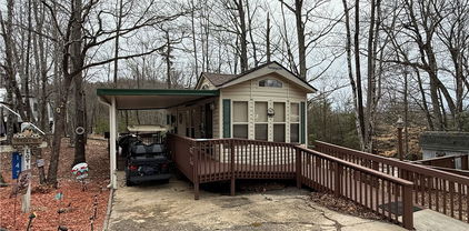 147 Laurelwood Lane, Traphill