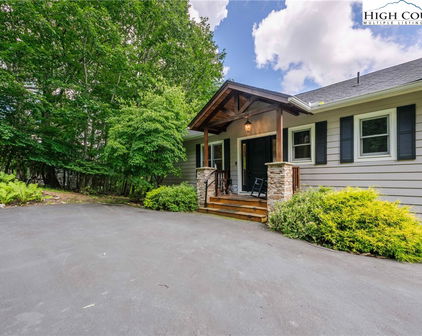224 Banner Grande Lane, Banner Elk