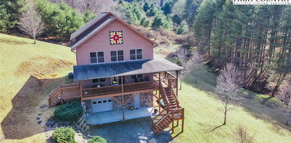1118 Lucy Bell Road, Crumpler