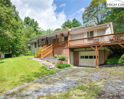 343 Gap Creek Drive, Fleetwood