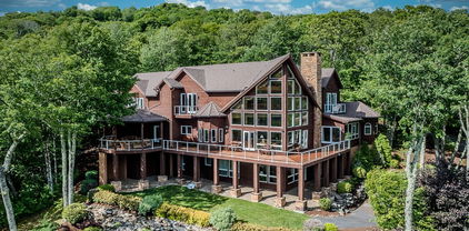 331 Branch Water Run, Linville