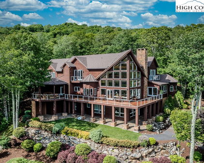 331 Branch Water Run, Linville