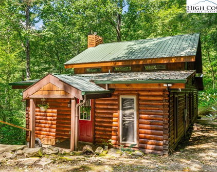375 Winterberry Trail, Boone