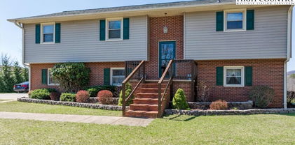 1822 Memorial Park Drive, Sparta