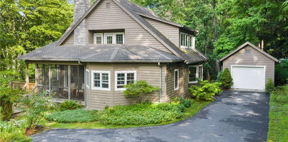 627 Seven Oaks Road, Boone