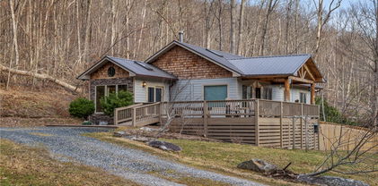 87 Cabin Cove Lane, Banner Elk