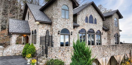 530 Howard's Knob Road, Boone