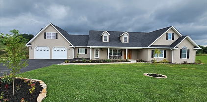 611 Barrett Road, Ennice