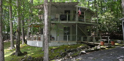 112 Poplar Road, Beech Mountain
