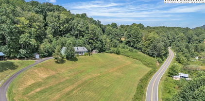 3786 Peak Road, Creston