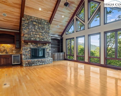 13 Grouse Moor Drive, Linville