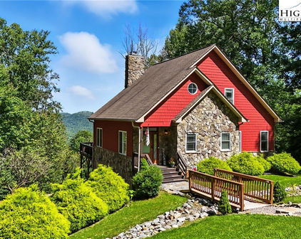 347 Treadway Ridge Road, Moravian Falls