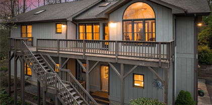 1521 Old Jonas Ridge Road, Newland