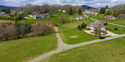 #6 Autumn Glen Drive, Sparta