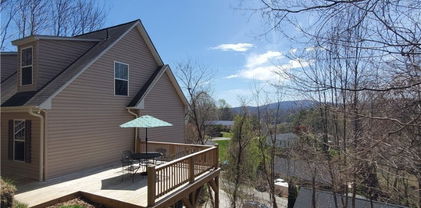 161 Alexander Drive, Boone
