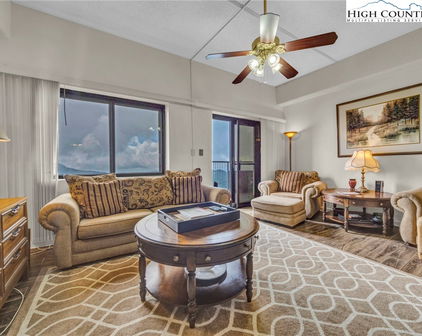 303 Sugar Top Drive Unit 2816, Sugar Mountain