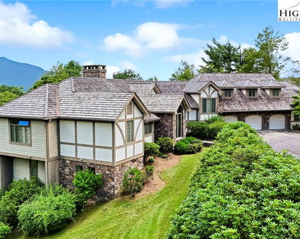 1158 Equestrian Drive, Banner Elk