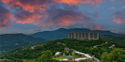 303 Sugar Top Drive Unit 8-2812, Sugar Mountain