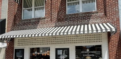 11 E 2nd Street, West Jefferson