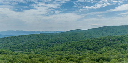 Lot 8 Village Rd/104 Maple Lane, Beech Mountain