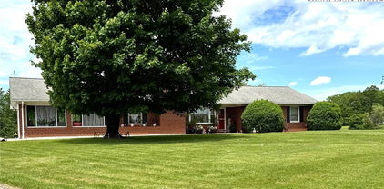 714 Piney Creek School Road, Piney Creek