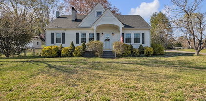 1109 NE Wildwood Road, Lenoir
