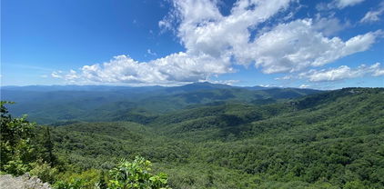 Lot #19 Twin Oaks Mountain Boulevard, Sparta