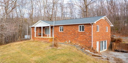 159 Airport Road, Jefferson