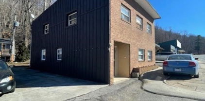 605 S Jefferson Avenue, West Jefferson