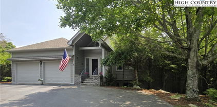 143 Grassy Knoll Way, Blowing Rock