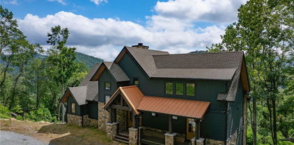 158 Springwater Lane, Banner Elk