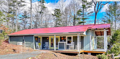 163 Black Pine Road, Newland