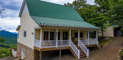 1053 Rich Hill Mountain Road, Glade Valley