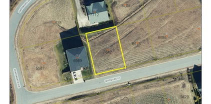 406 SE Whitmore Street, Lenoir