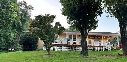 368 Westview Drive, Sparta
